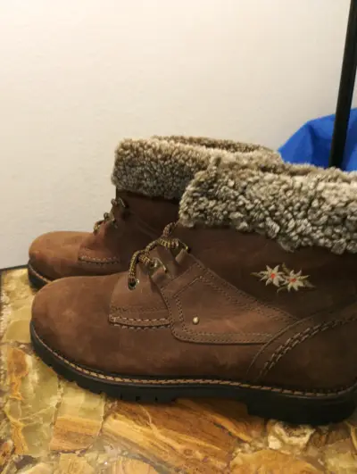 Botas de cuero marrón - miniatura 2