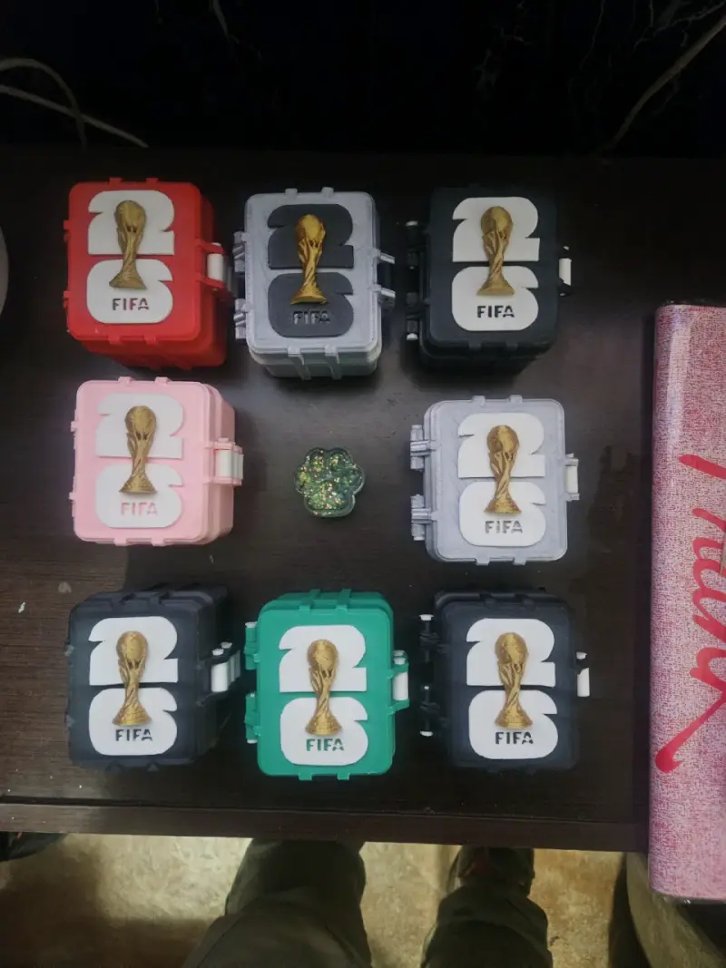 Estuches para proteger tarjetas FIFA - 1