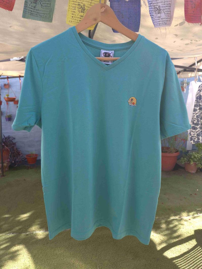 Poleras Red Hot JNS colores azul y verde - 5