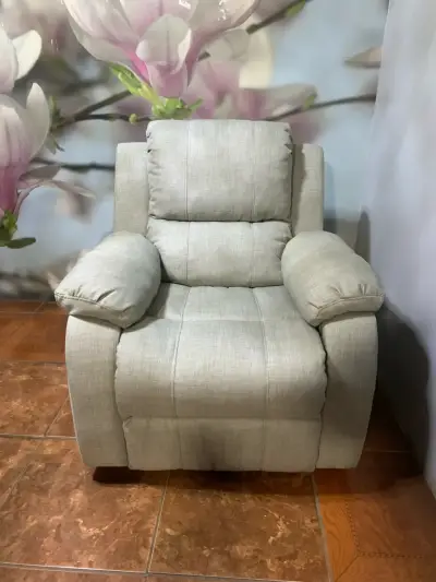 Sillón reclinable gris claro - miniatura 1