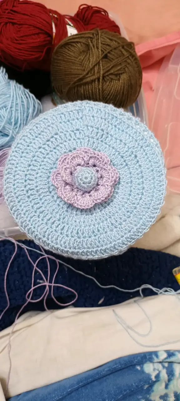 Cubre rollo de papel tejido a crochet - 4