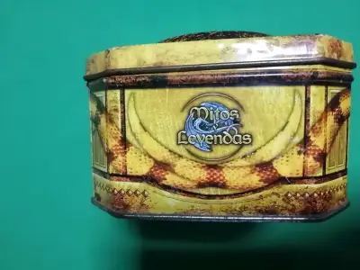 Caja metálica Mitos y Leyendas - miniatura 3