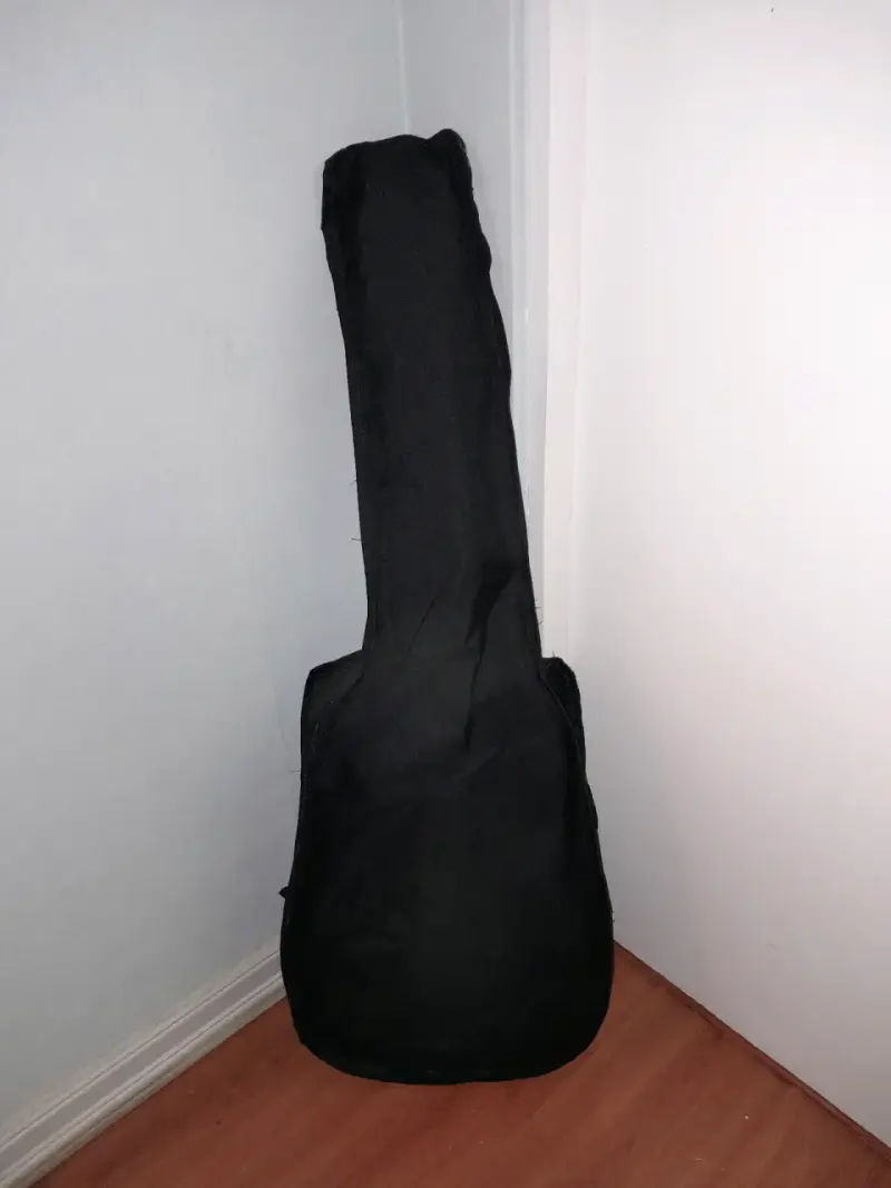 Guitarra clásica de madera - 3