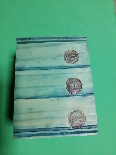 Caja de Mitos y Leyendas Tríada - miniatura 2