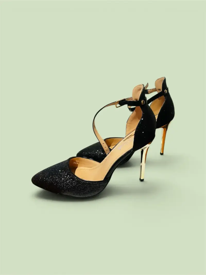 Tacones dorados y negros con brillo - 2
