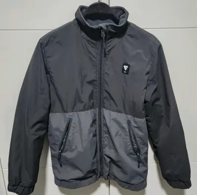 Chaqueta cortaviento gris oscuro - miniatura 1
