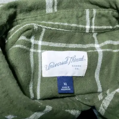 Camisa verde a cuadros - miniatura 3