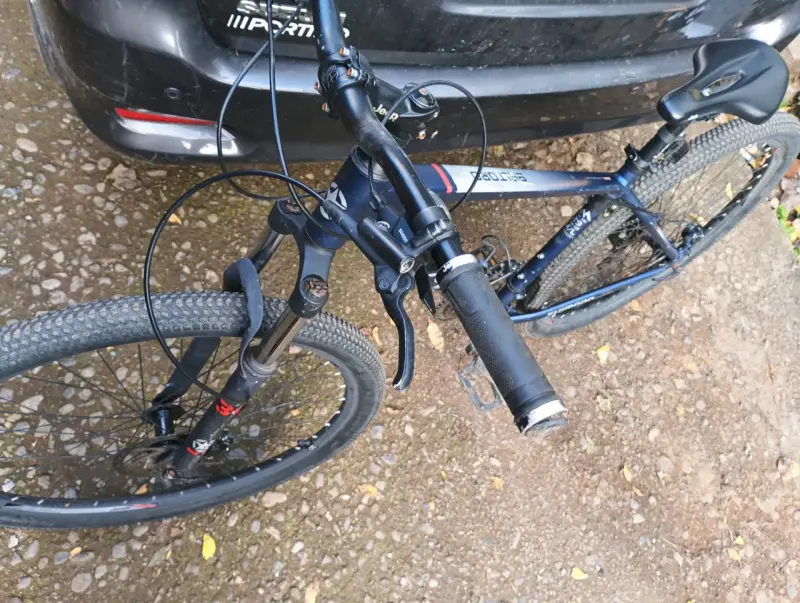 Bicicleta Jeep azul montaña - 5