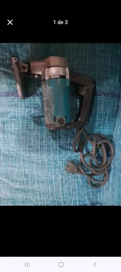 Zisaya  eléctrico Makita usado - miniatura 1