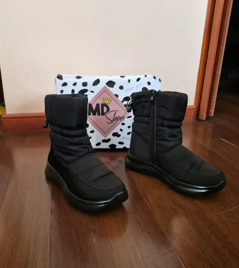 Botas de invierno negras e impermeables - 3