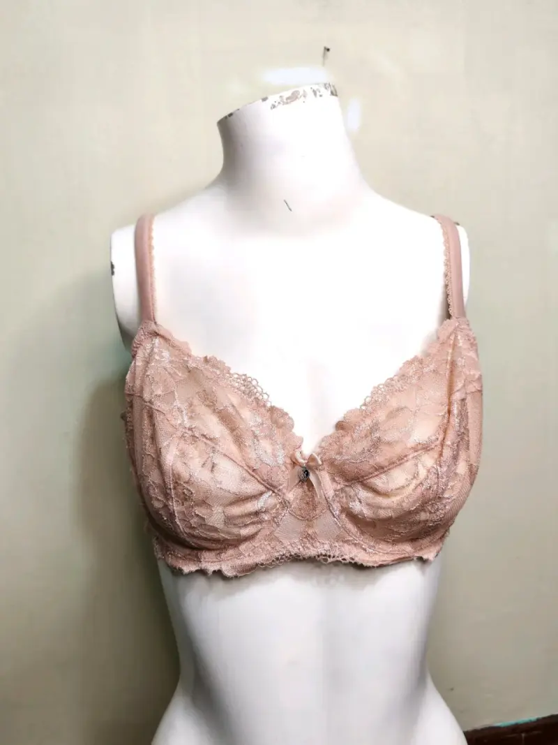 Sostén encaje Victoria's Secret - 1