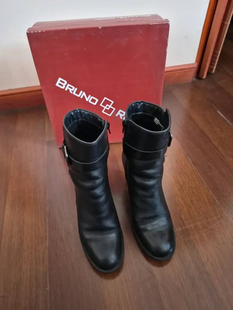 Botines negros de cuero - 5