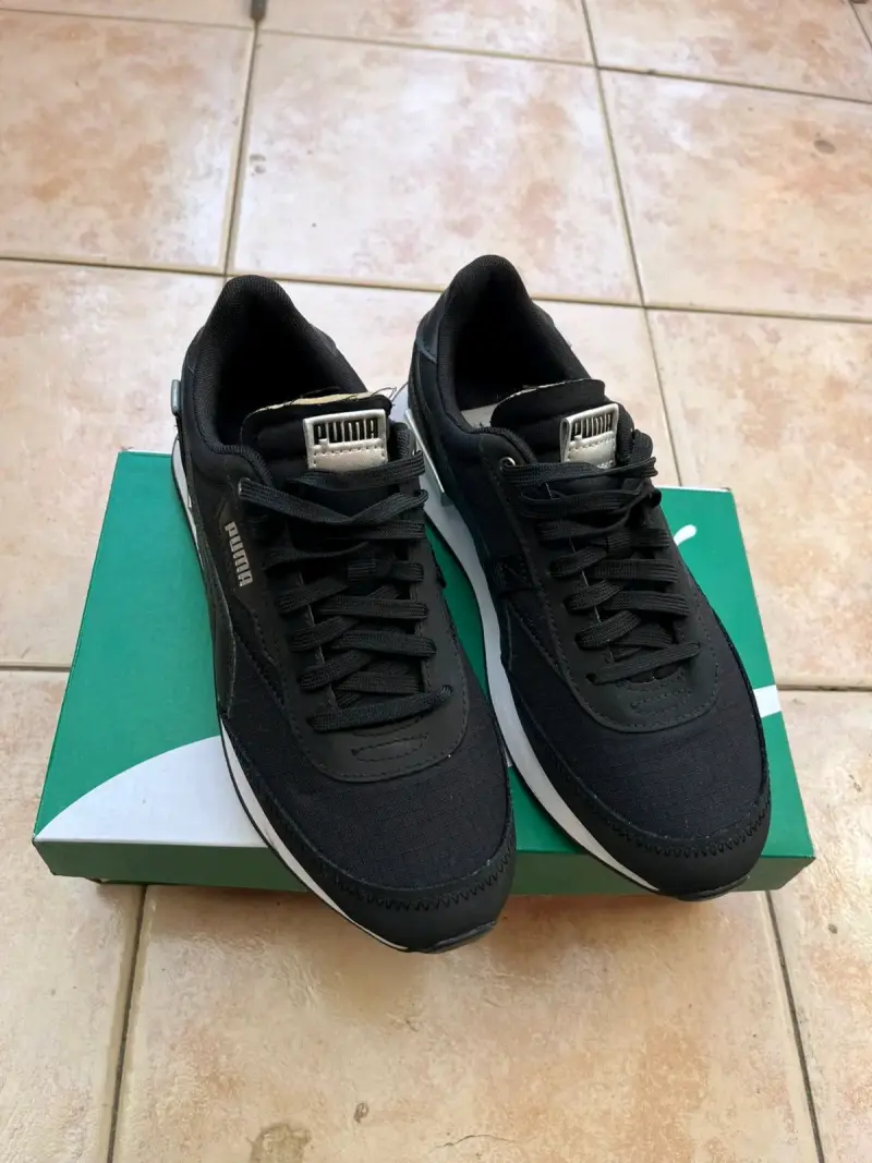 Zapatillas deportivas negras Puma - 3