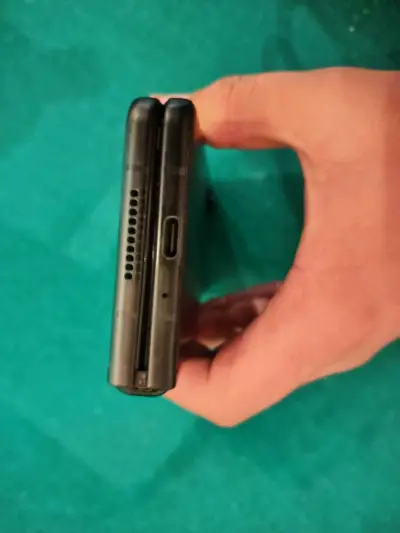 Z fold 3 en perfecto estado - miniatura 2