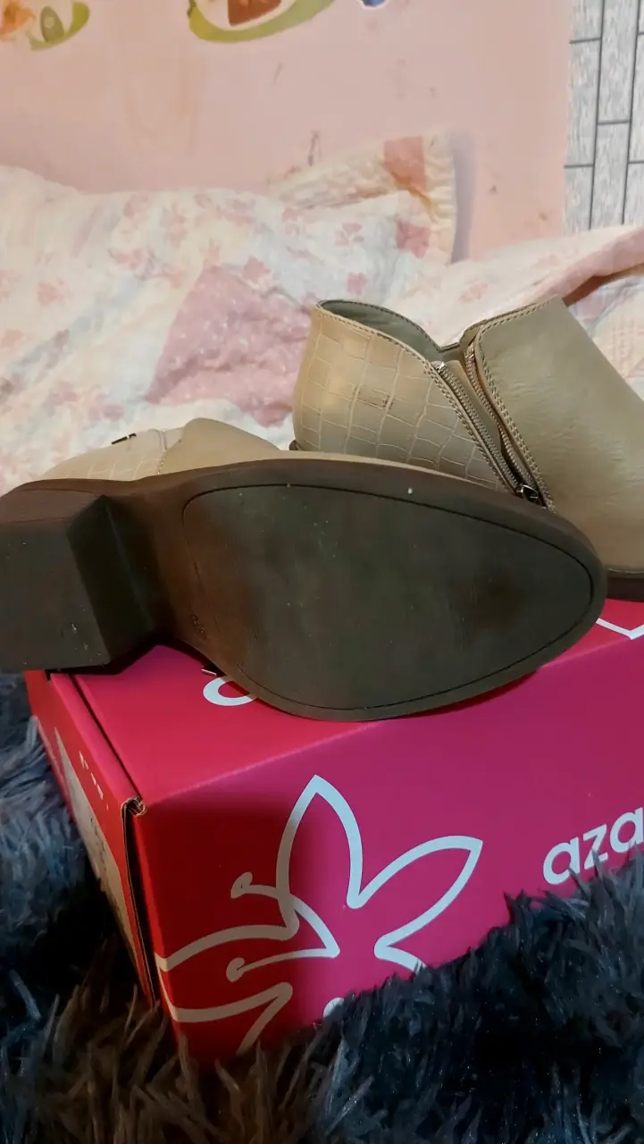 Botines beige con cierre lateral - 3