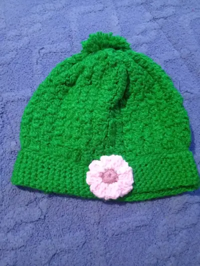 Gorro de lana tejidos a crochet - miniatura 2