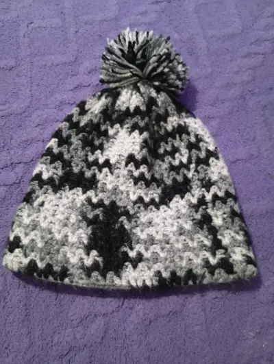 Gorro de lana tejidos a crochet - miniatura 6