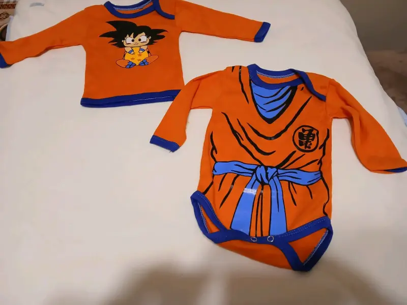 Conjunto bebe bodies, camisetas, pantys y gorro - 2