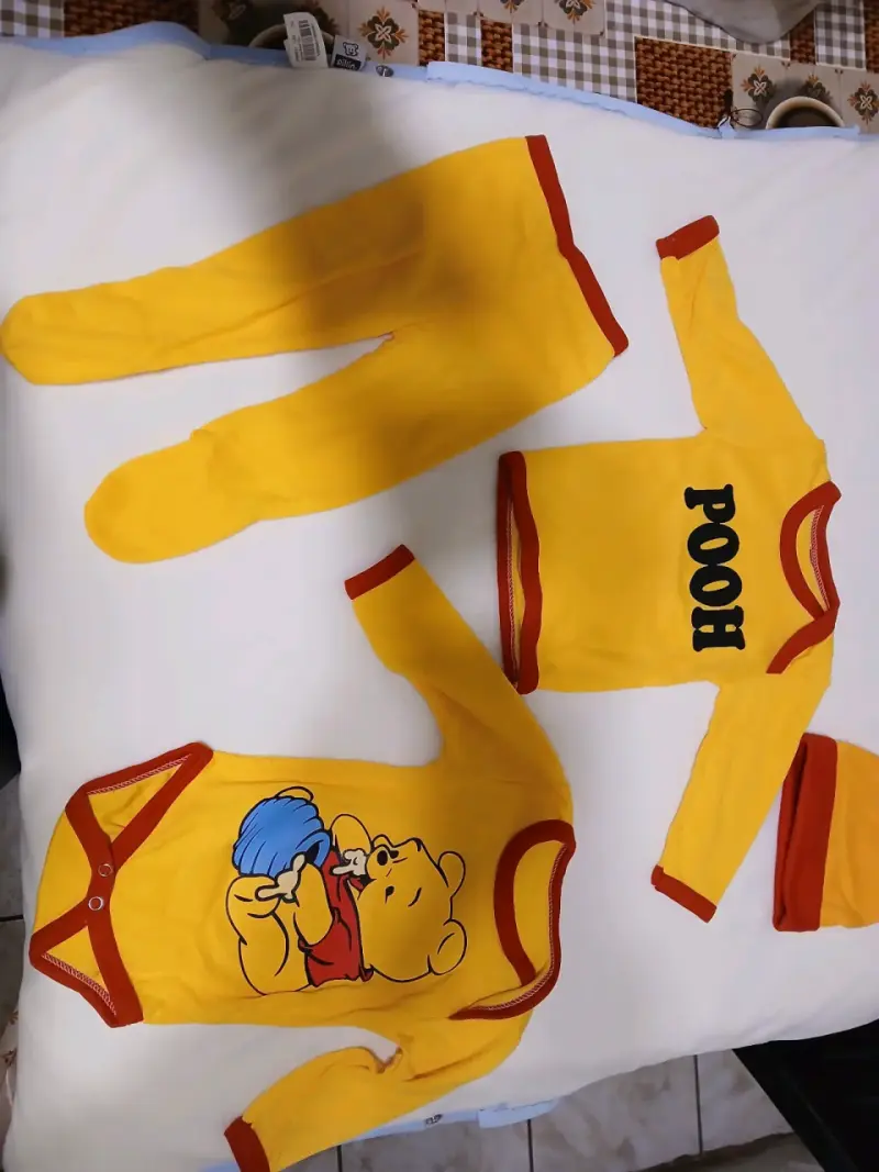 Conjunto bebe bodies, camisetas, pantys y gorro - 3