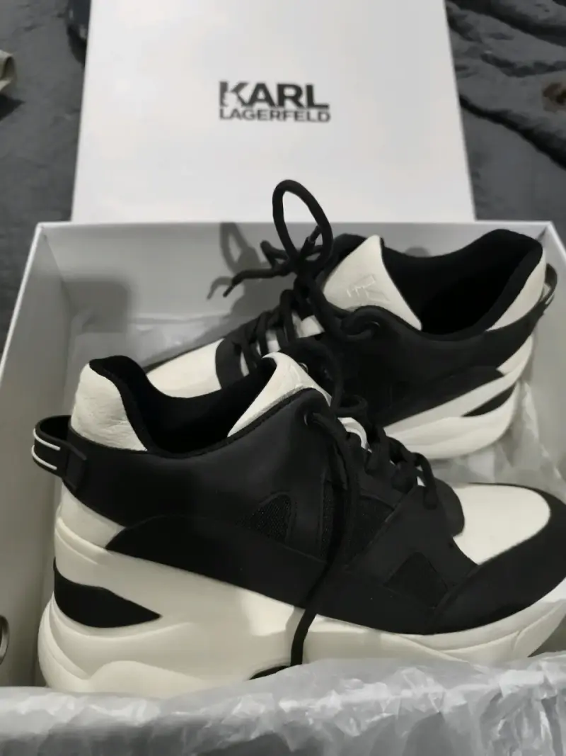 Zapatillas Karl Lagerfeld blanco y negro - 1