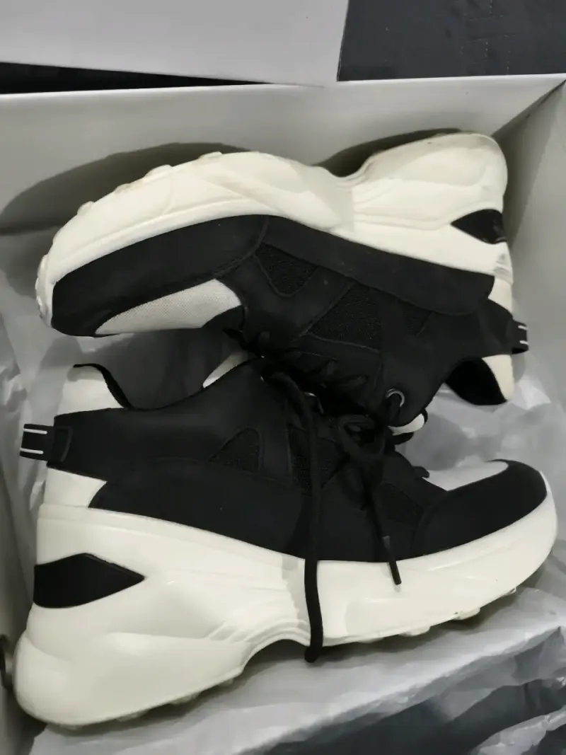 Zapatillas Karl Lagerfeld blanco y negro - 4