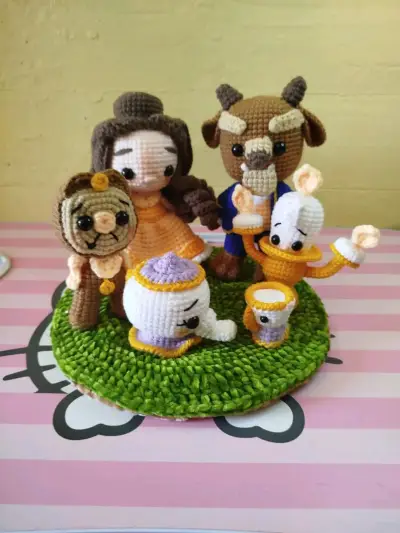 Set amigurumi personajes del cuento - miniatura 1