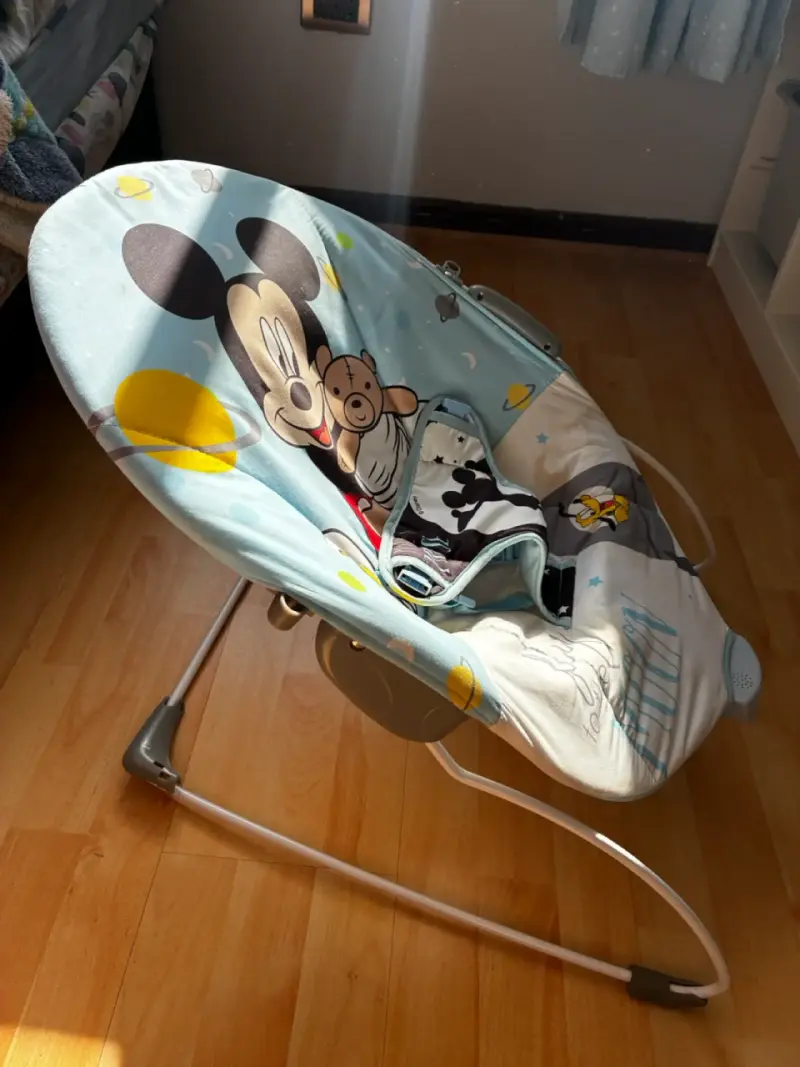 Silla mecedora infantil Mickey - 2