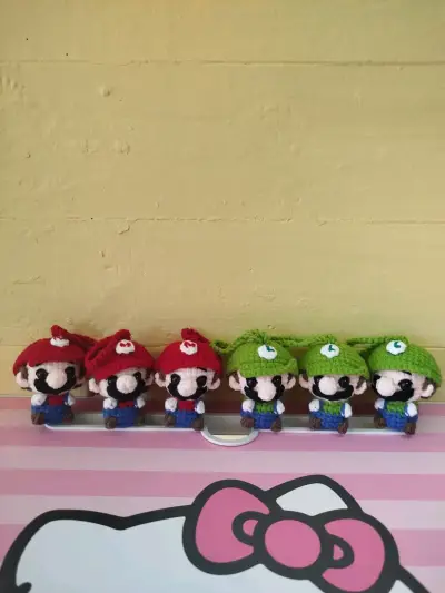 Llaveros tejidos Super Mario - miniatura 1