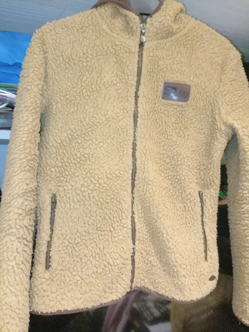 Poleron. Australia DOO Talla S - 2