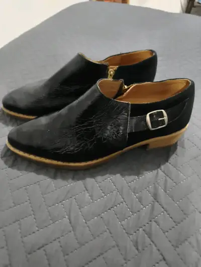 Zapatos negros con hebilla - miniatura 2