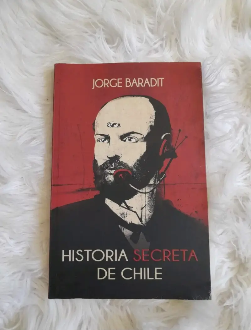 Libro 'Historia Secreta de Chile' - 1