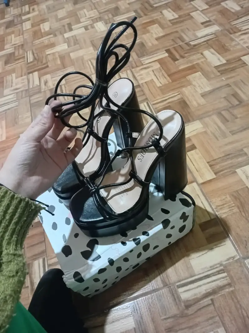 Sandalias negras taco alto MD Shoes - 2