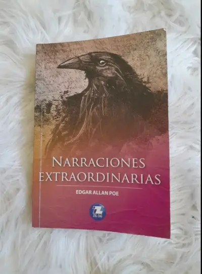 Libro 'Narraciones Extraordinarias' - miniatura 1