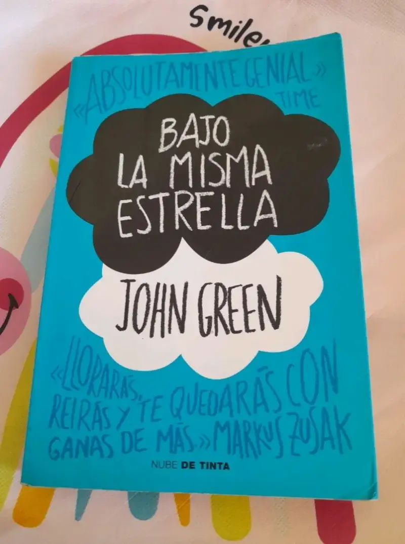 Libro Bajo la Misma Estrella - 1