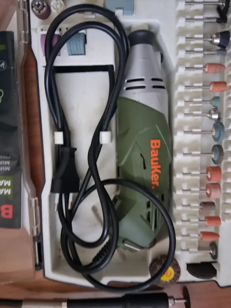 Kit de herramientas rotativas Bauker - 2