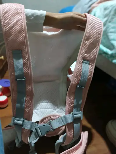 Mochila portabebé Minnie - miniatura 3