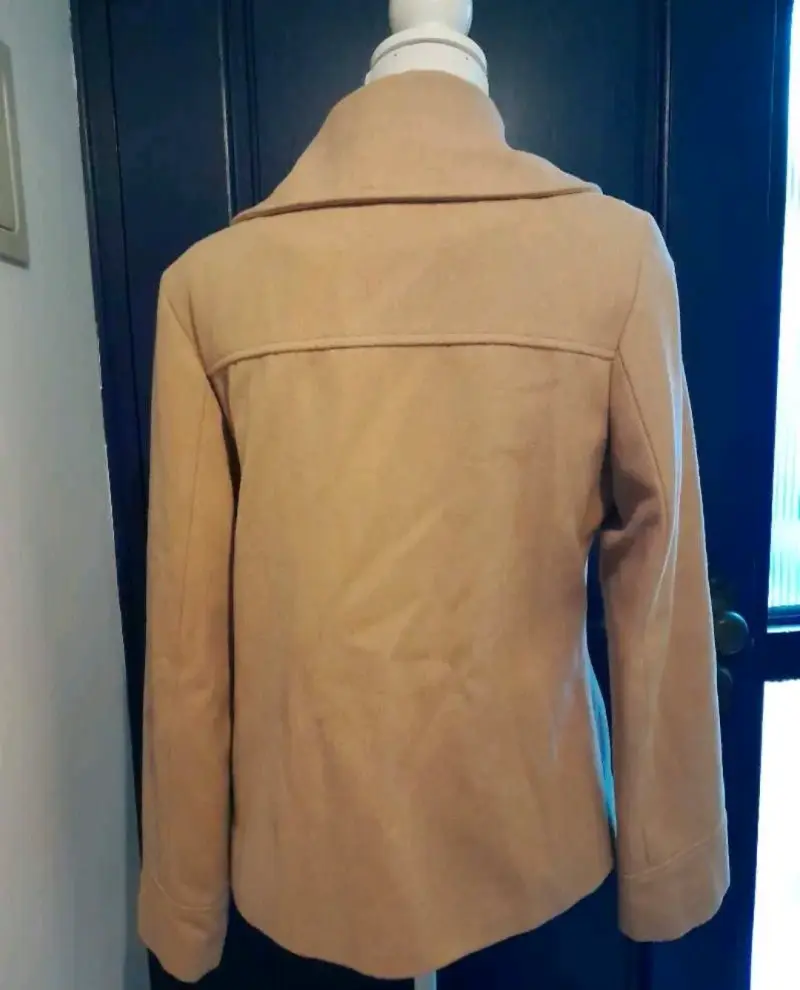 Abrigo beige de dama - 3