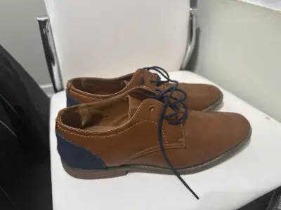 Zapatos marrones de cuero - miniatura 2