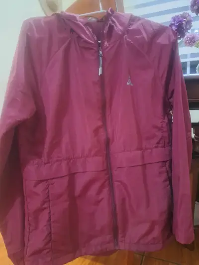 Chaqueta cortavientos morada - miniatura 1