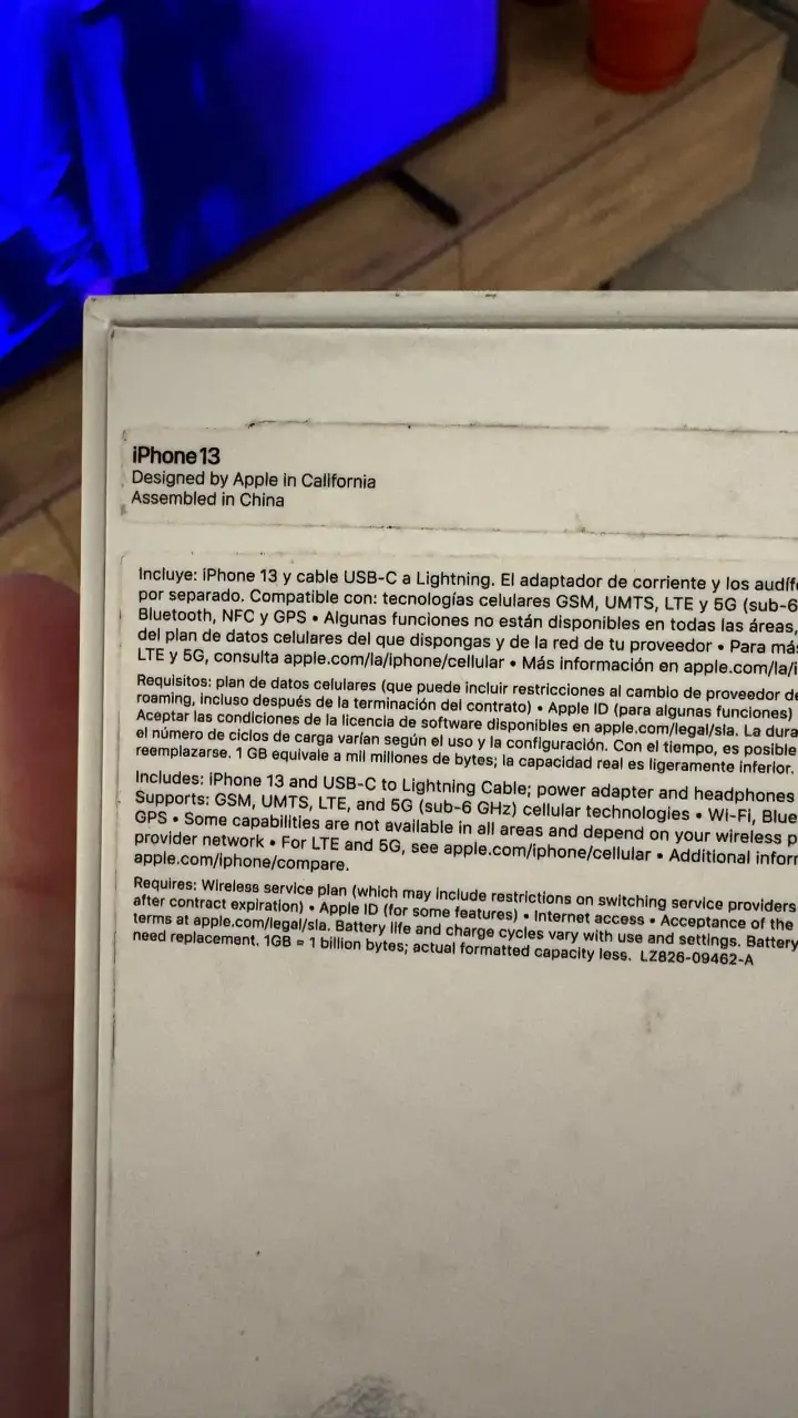 iPhone 13 con caja original - 1