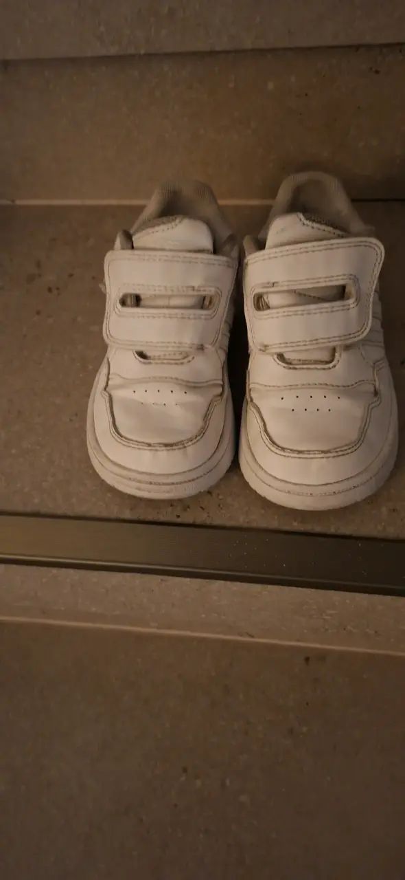 Zapatillas deportivas blancas para niño - 1