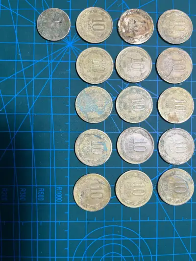 Monedas 10 pesos variadas - miniatura 1