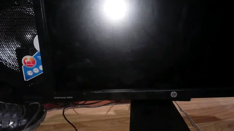 Monitor HP EliteDisplay S231d