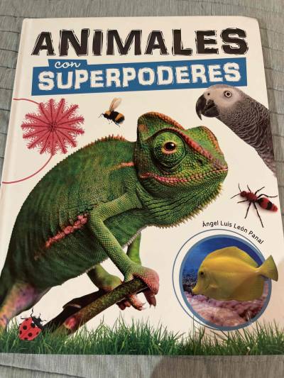 Libro Animales con Superpoderes - miniatura 1