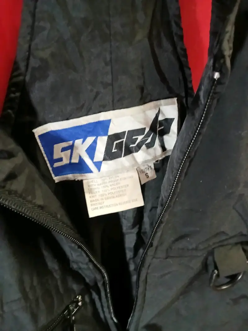 Overol de invierno negro talla 8 aprox. - 3