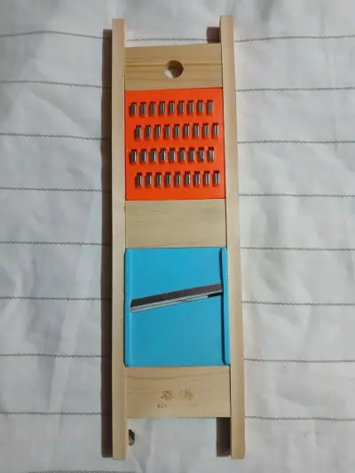 Rallador multifuncional de madera - miniatura 1