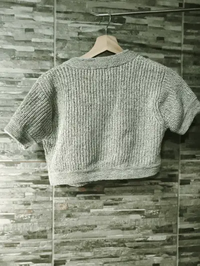 Cardigan de punto gris corto - miniatura 2