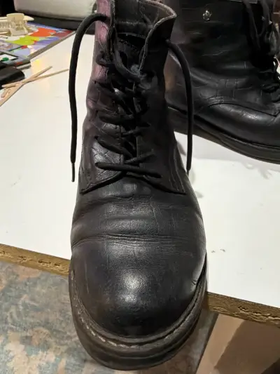 Botas de cuero negras - miniatura 3