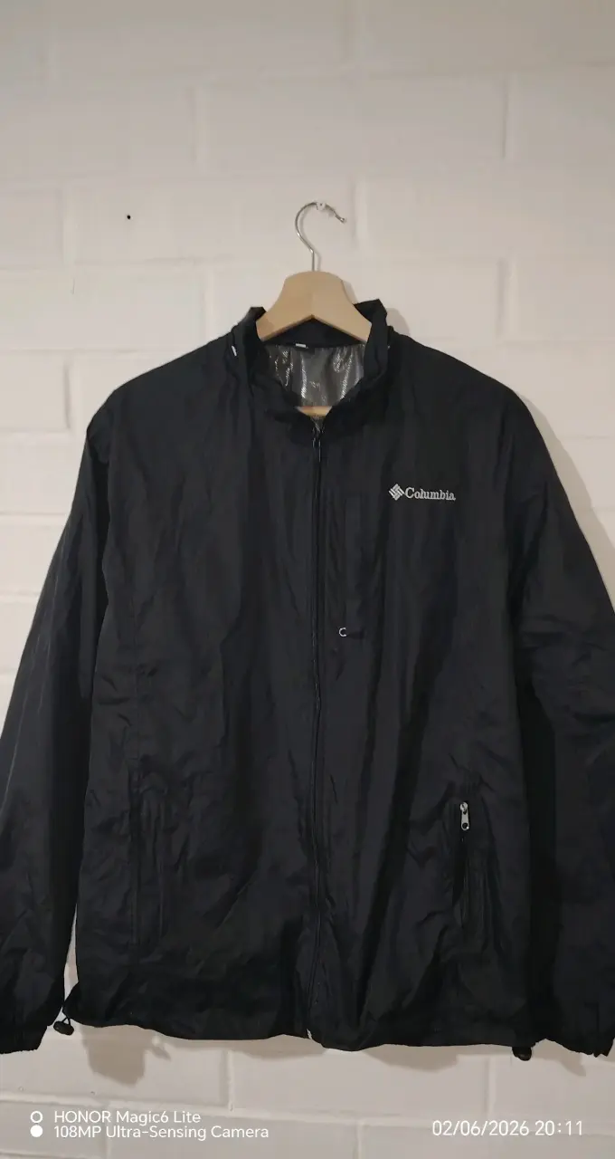 Chaqueta Columbia azul y negra - 2