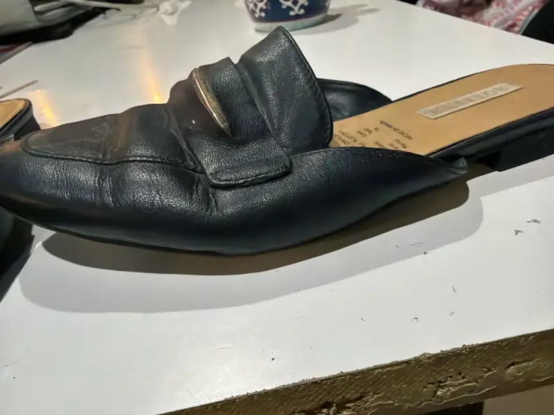 Mocasines negros de cuero - 4